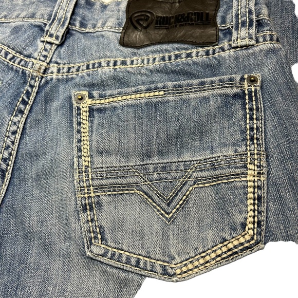 ROCK & ROLL DENIM MEN’S LIGHT WASH MID RISE STRAIGHT RIDING JEANS SZ 31 - Picture 8 of 14